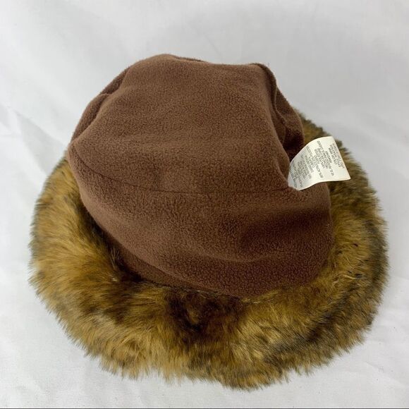 Mink faux fur hat with brown fleece lining - Picture 4 of 8